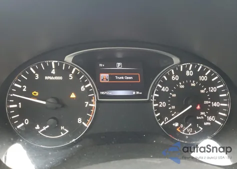 2016 Nissan Altima 2.5 из США, поврежденный, VIN 1N4AL3APXGC126437